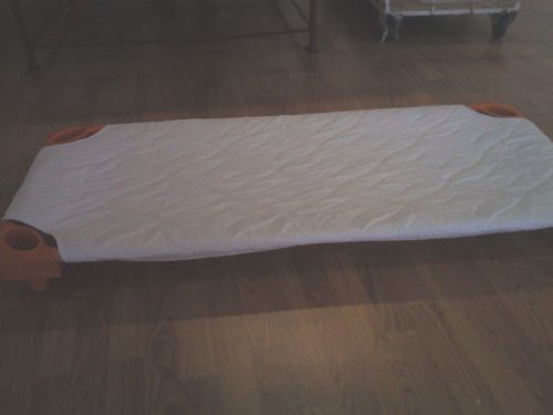 Bölcsődei fektetőre Sabata Comfort vízhatlan lepedő